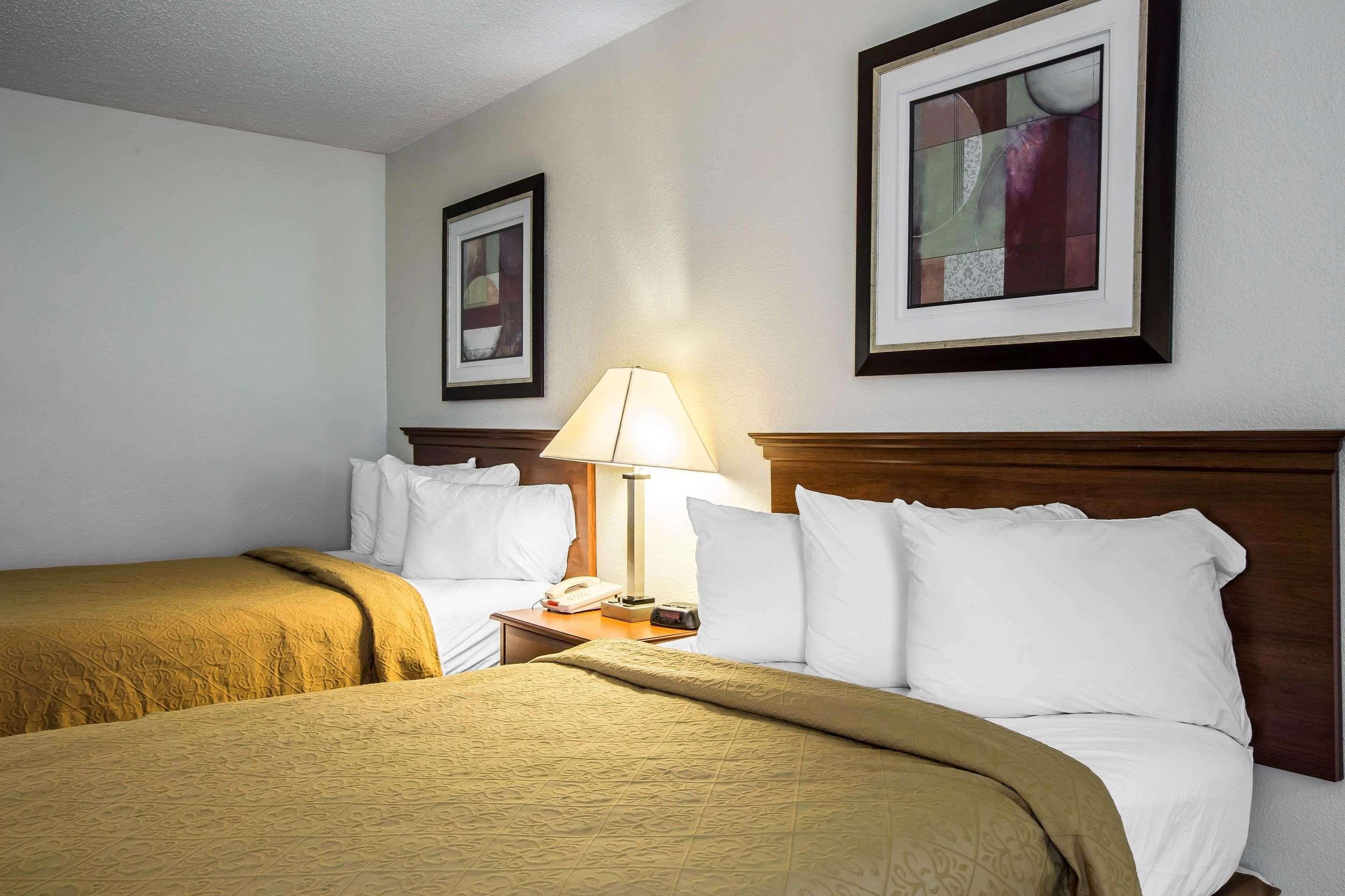 Quality Inn Мадисон Экстерьер фото