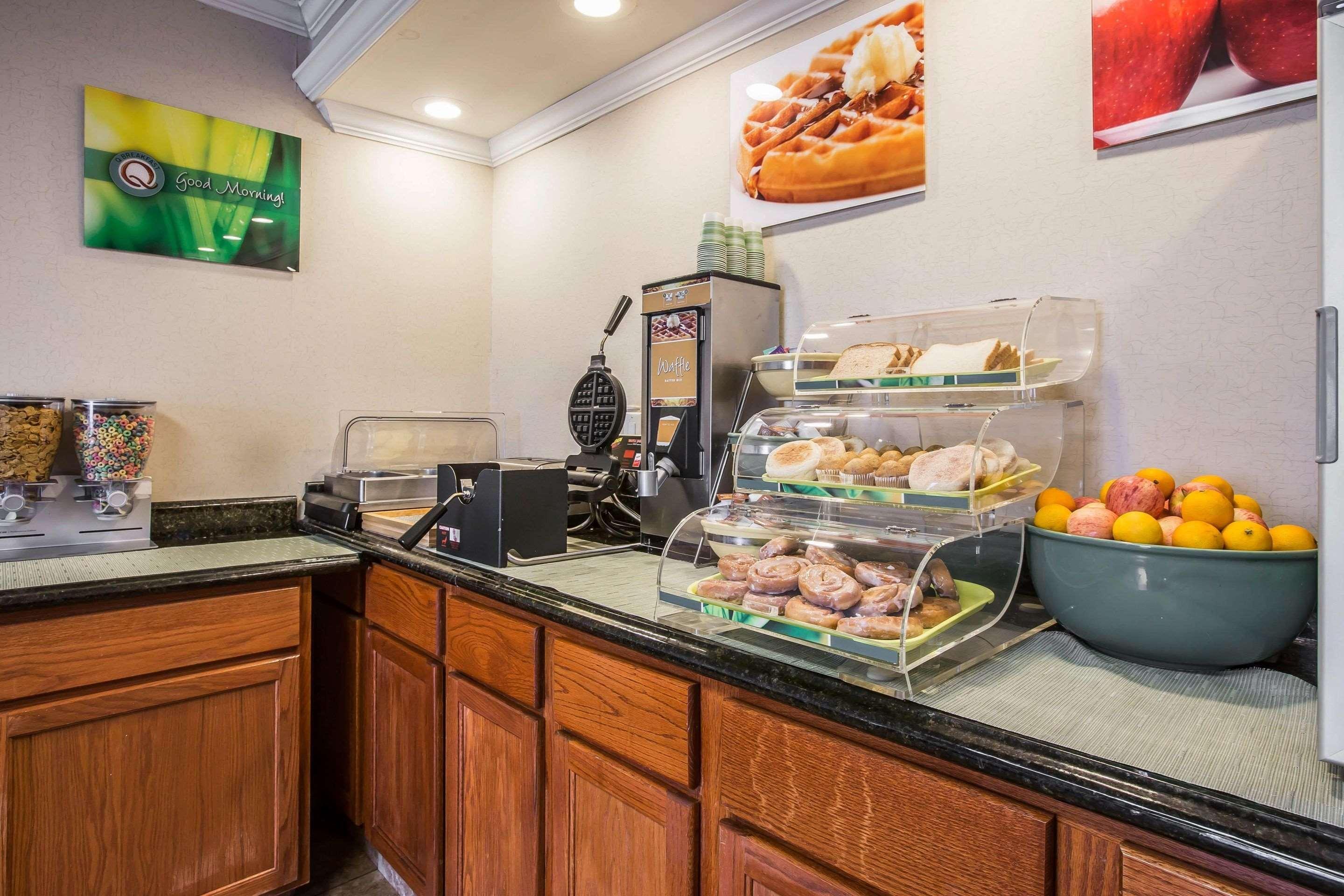 Quality Inn Мадисон Экстерьер фото